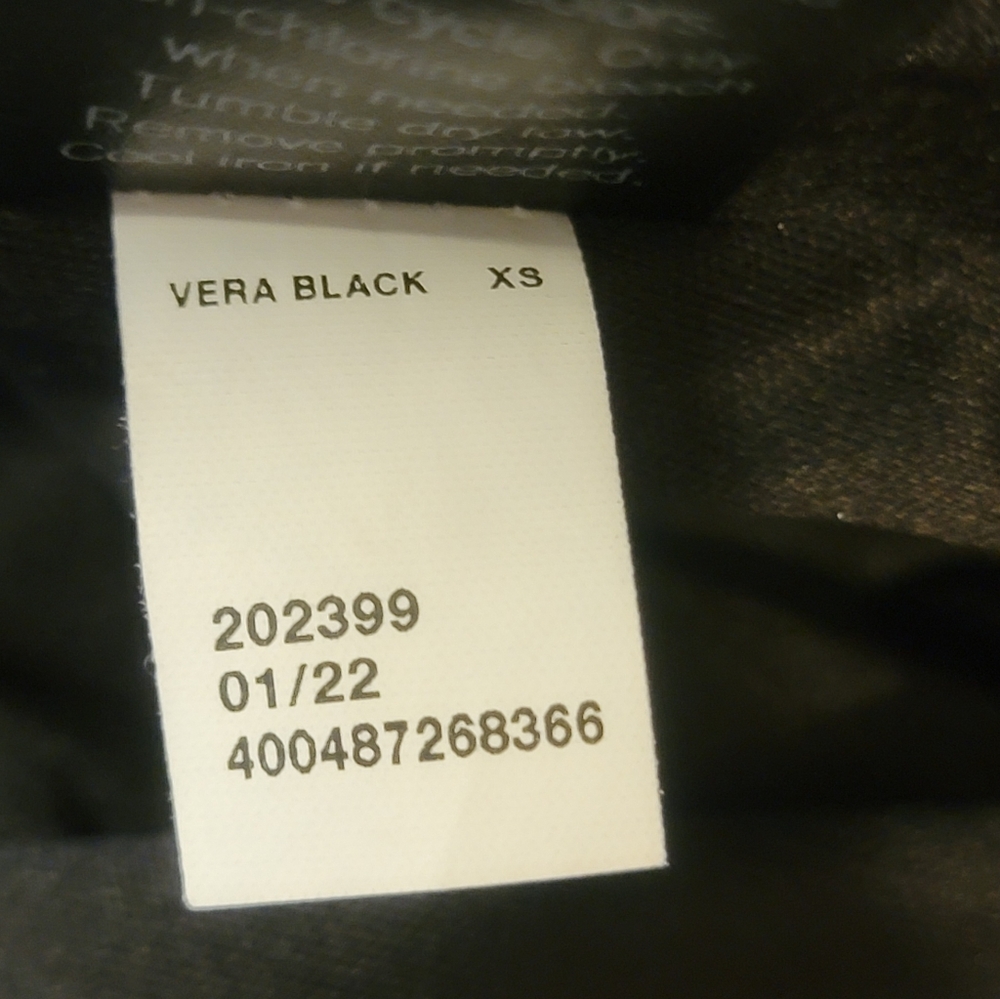 Simply Vera Vera Wang Flutter Sleeve XS Black Cocktail Dress NWOT Feminine Style - Picture 10 of 10